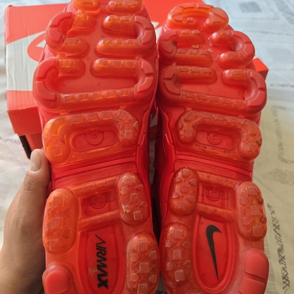 Nike Air Vapormax Plus Triple Red CW6973-600 Men’s Size 13 - Picture 8 of 11